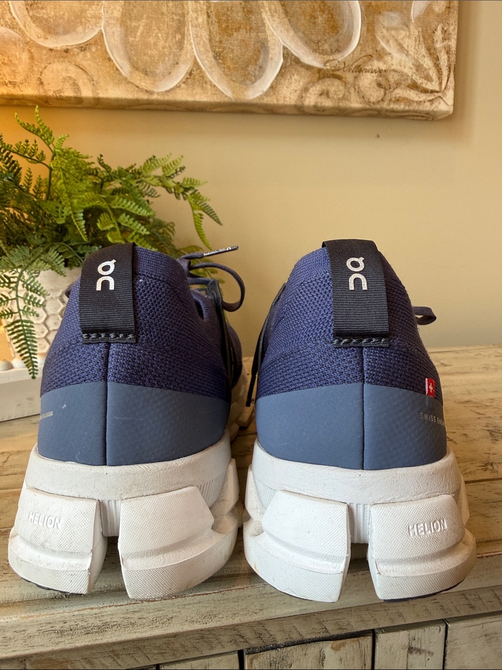 On Cloud Athletic Shoes 👟 - Picture 4 of 13